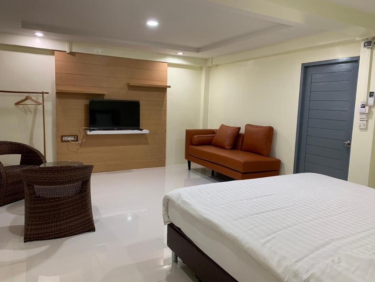 Petchsiri Room เพชรสิริรูม Ban Sai Mai Luaran gambar