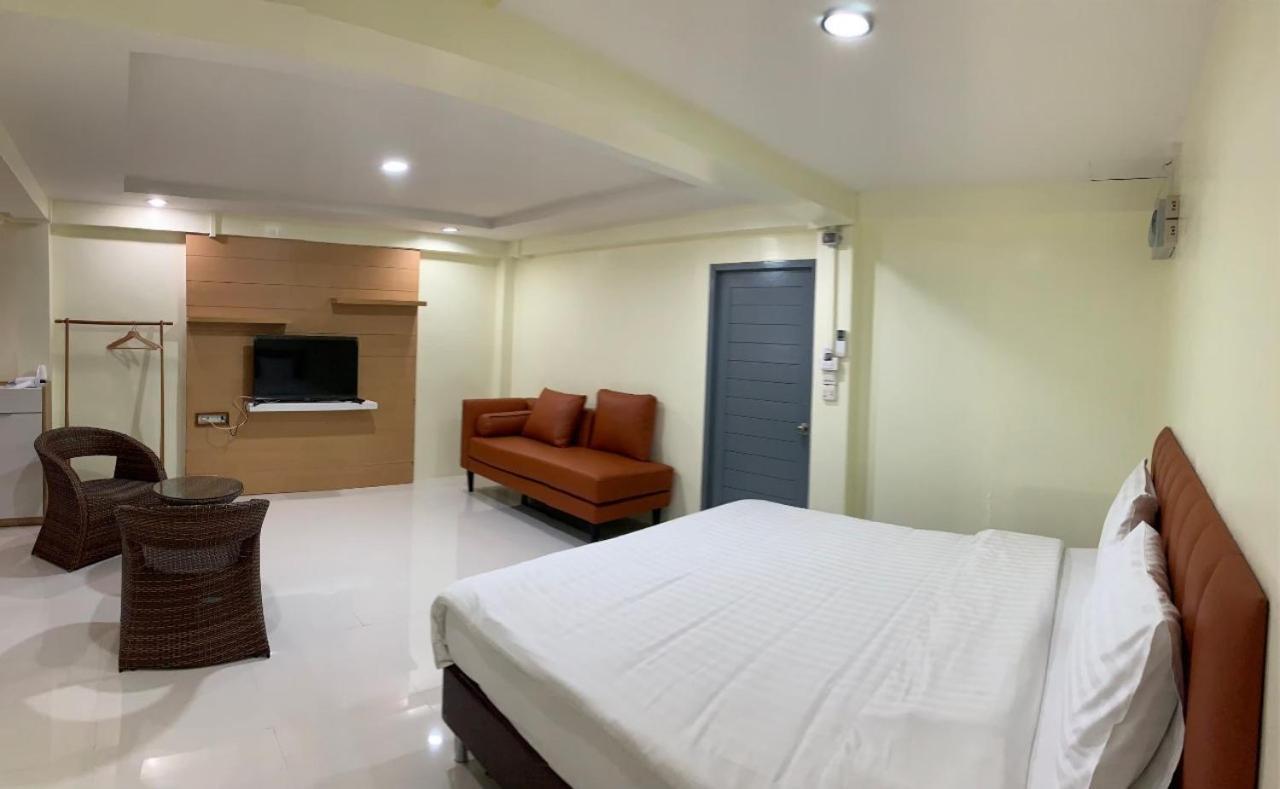 Petchsiri Room เพชรสิริรูม Ban Sai Mai Luaran gambar