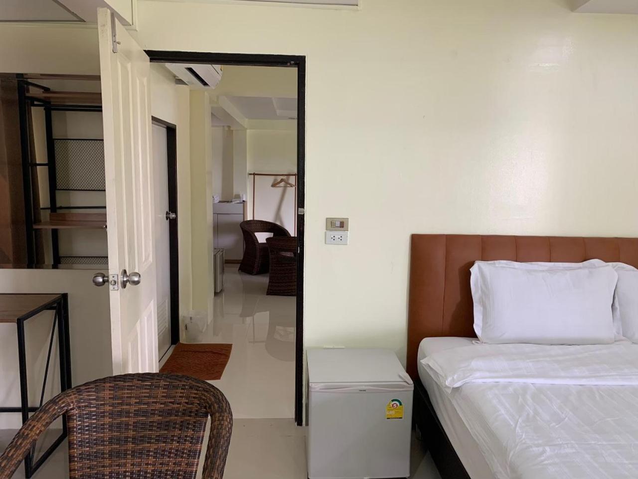 Petchsiri Room เพชรสิริรูม Ban Sai Mai Luaran gambar