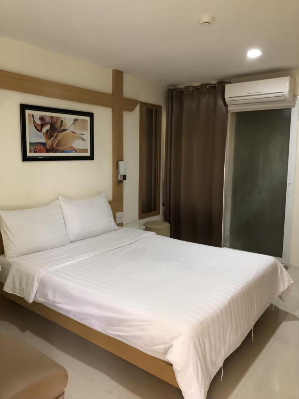 Petchsiri Room เพชรสิริรูม Ban Sai Mai Luaran gambar